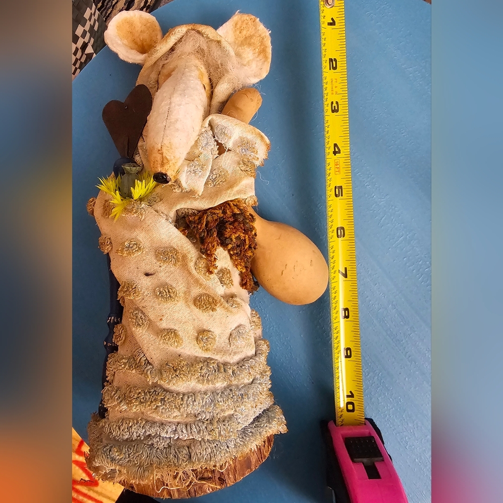 Primitive Fabric Rag stuffed RAT With Gourd - Picture 2 of 6